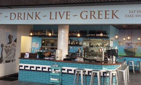 Xenia Grill - Accommodation QLD 9