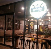 Munkeeskins Cafe - Accommodation QLD