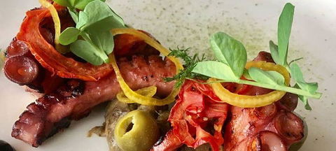 C Restaurant - Accommodation QLD 3