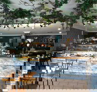 Crazies Cafe - Accommodation QLD