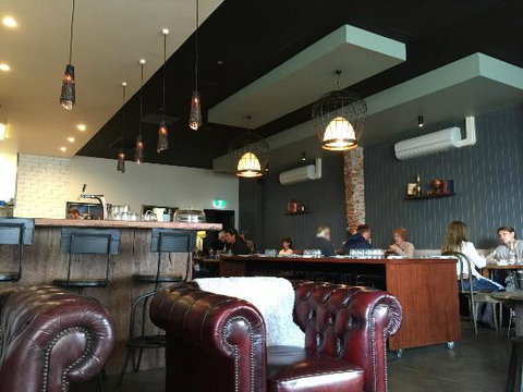 Yours Or Mine - Accommodation QLD 0