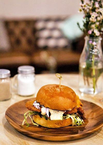 Woolshed Kitchen By Fine Spun - Accommodation QLD 8