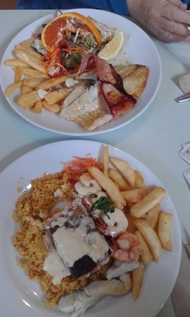 Pelicans Restaurant - Accommodation QLD 0