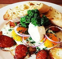 Periwinkles Cafe - Accommodation QLD