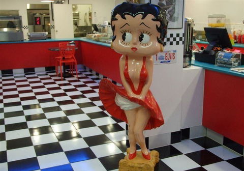 RJ's Rock N Roll Diner - Accommodation QLD 10