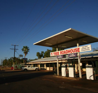 Ti Tree Roadhouse - Accommodation QLD