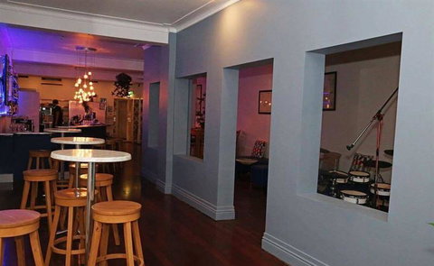Bluebottle Bar + Kitchen - Accommodation QLD 6