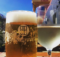 Pigs  Pints - Accommodation QLD