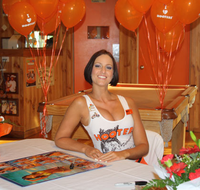 Hooters of Gold Coast - Accommodation QLD