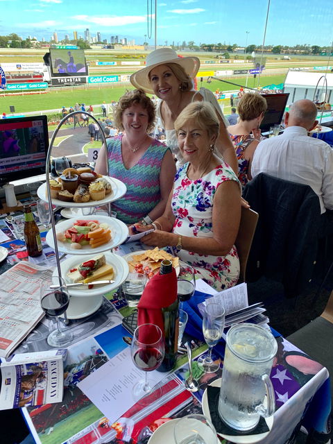 Gold Coast Turf Club - Accommodation QLD 7