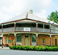 The Victoria Hotel Hinton - Accommodation QLD