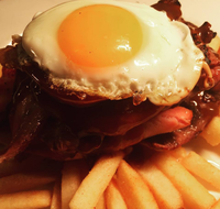 Warilla Hotel - Accommodation QLD