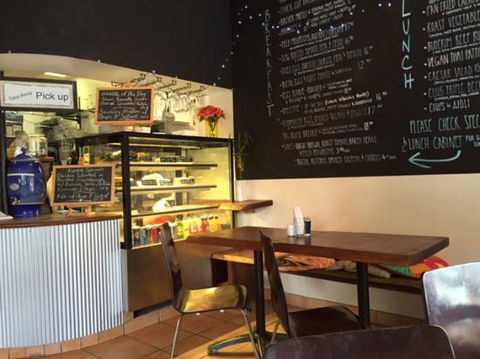 The Chopping Block - Accommodation QLD 0