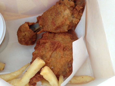 KFC - Accommodation QLD 0