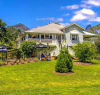 Maviss Kitchen  Cabins - Accommodation QLD