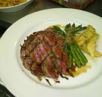 Osteria A' Mano - Accommodation QLD
