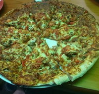 Pizza in the Pan - Accommodation QLD