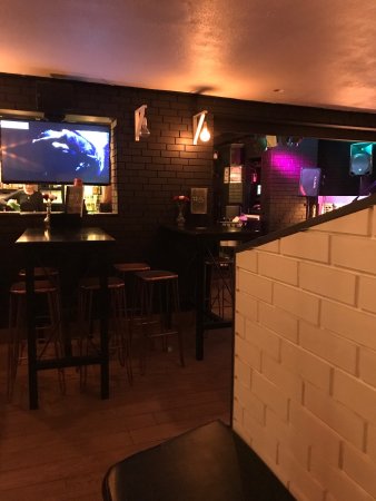 Ravens Lounge Bar - Accommodation QLD 0