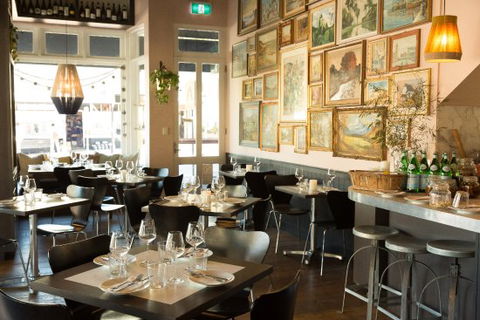 The Italian Diner - Accommodation QLD 1