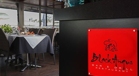 Kinch Fine Food - Accommodation QLD 4