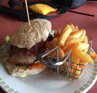 Lyrebird Cafe - Accommodation QLD