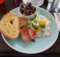 Plum Tucker - Accommodation QLD