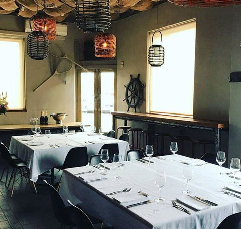 RST Seafood Restaurant - Accommodation QLD 12