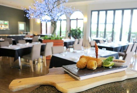 Tulip Thai Restaurant And Bar - Accommodation QLD 6