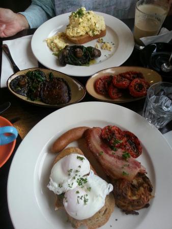 Currency Cafe - Accommodation QLD 0