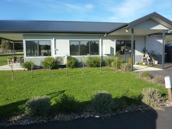 Grove TAS Accommodation QLD