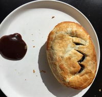 Devil's Den Cafe and Takeaway - Accommodation QLD