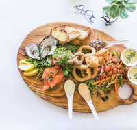 Pavement Restaurant at Lufra Hotel and Apartments - Accommodation QLD