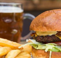 Waroona Hotel - Accommodation QLD