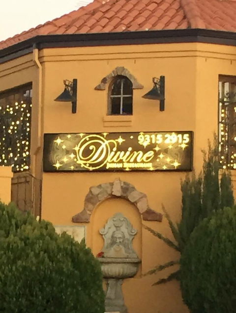 Divine Indian Restaurant - Accommodation QLD 3