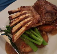 Eljays Restaurant at Comfort Inn Bay of Isles - Accommodation QLD