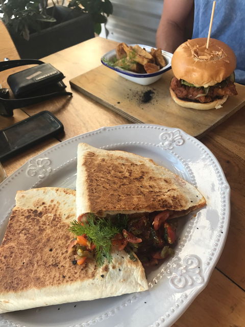 Green Mango Cafe - Accommodation QLD 4