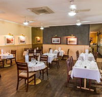 Sails Restaurant - Accommodation QLD