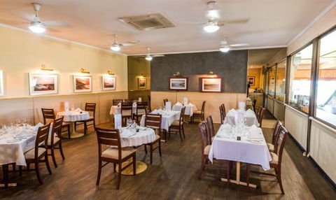 Sails Restaurant - Accommodation QLD 0