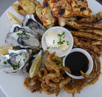 The Railway Tavern - Accommodation QLD