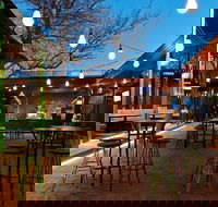 Alma Tavern - Accommodation QLD