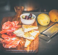 Cafe Lune - Accommodation QLD