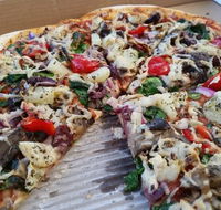 Gorilla Pizza - Accommodation QLD