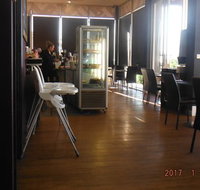 Monica's - Accommodation QLD