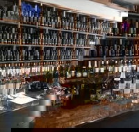 Dell'uva Wines - Accommodation QLD