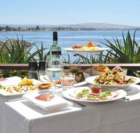Eat at Whalers restaurant - Accommodation QLD