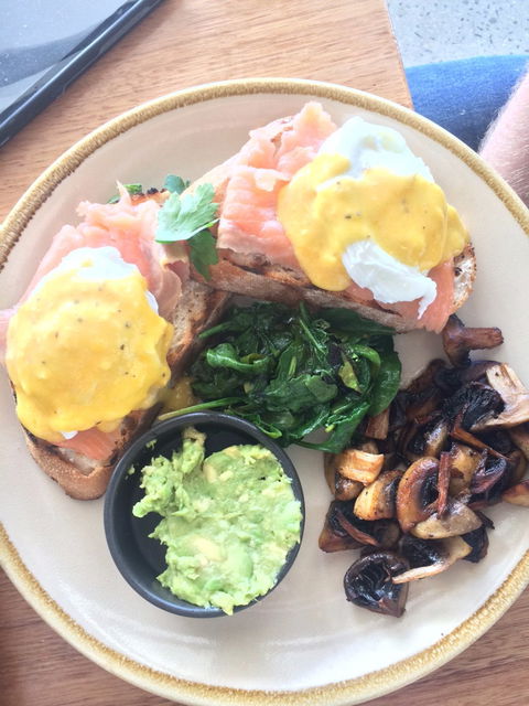 Eat House - Accommodation QLD 5