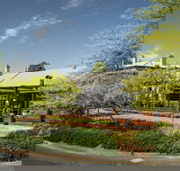 The Stirling Hotel Food - Accommodation QLD