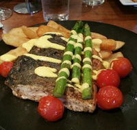 Tower Hotel Bistro - Accommodation QLD