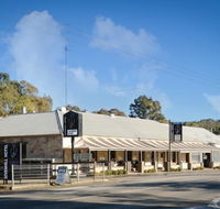 Sevenhill Hotel - Accommodation QLD