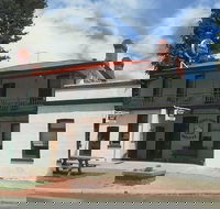 The White Hart Hotel Restaurant - Accommodation QLD